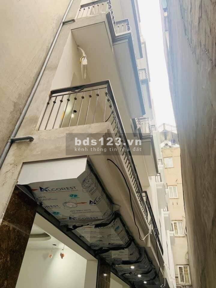 Bán nhà nguyên căn mới Trần Thái Tông, dt 35m2, 5 tầng, giá chỉ 4.7 tỷ