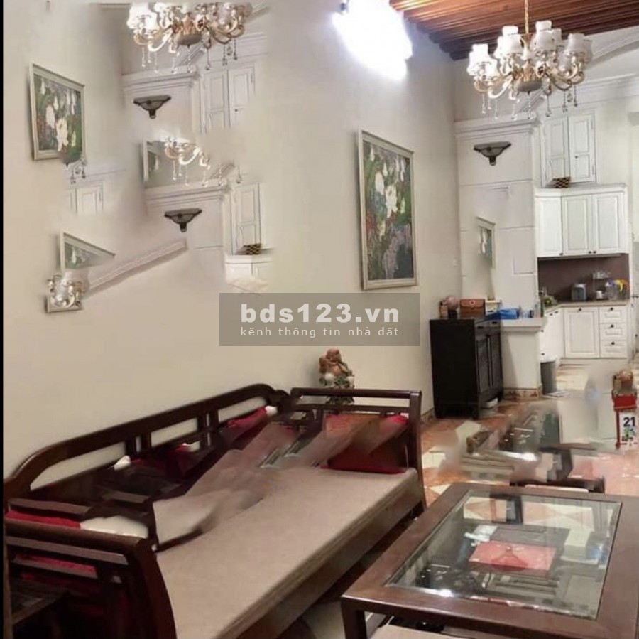 Nhà Thái Thịnh 35m*4 tầng, ngõ xe 3 gác tránh, ô tô đỗ cách 20m, giá 1.85 tỷ