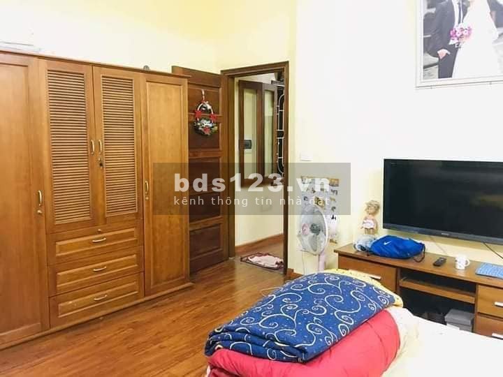 Cần bán nhà Khâm Thiên Đống Đa, dt 150m2, ô tô vào nhà, kinh doanh siêu đỉnh