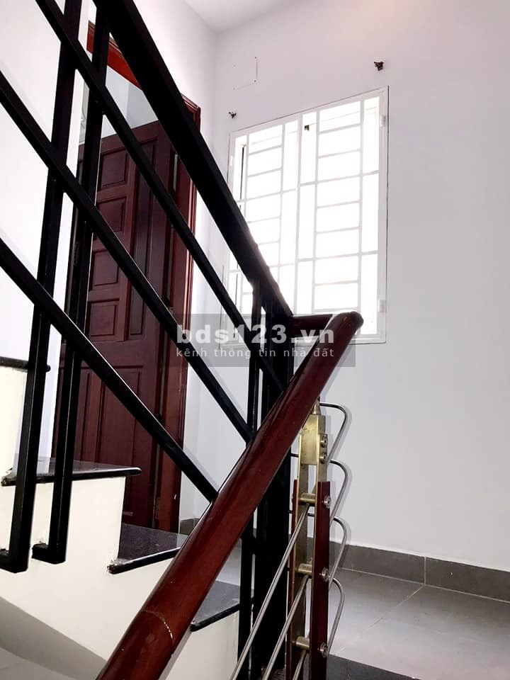 Bán nhà Mới Đẹp 4 Tầng BTCT Ngang Khủng 6m, Hẻm xe hơi Bà Hạt thông Lý Thái Tổ