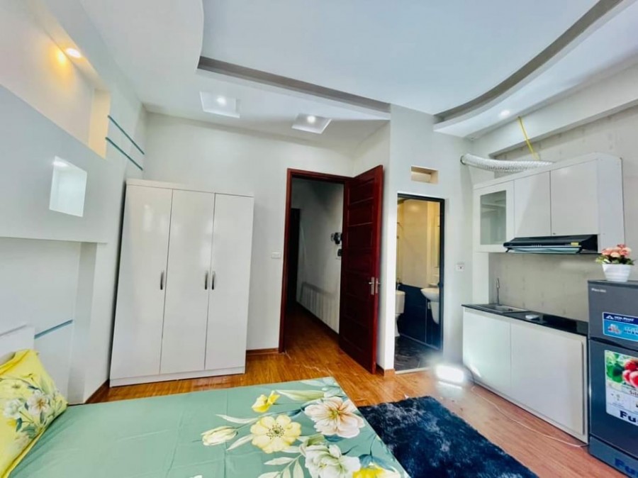 Bán nhà Lương Đình Cửa, dt 45m2, 5 tầng, mt 4m, phân lô cách ô tô 30m, giá hơn 5 tỷ