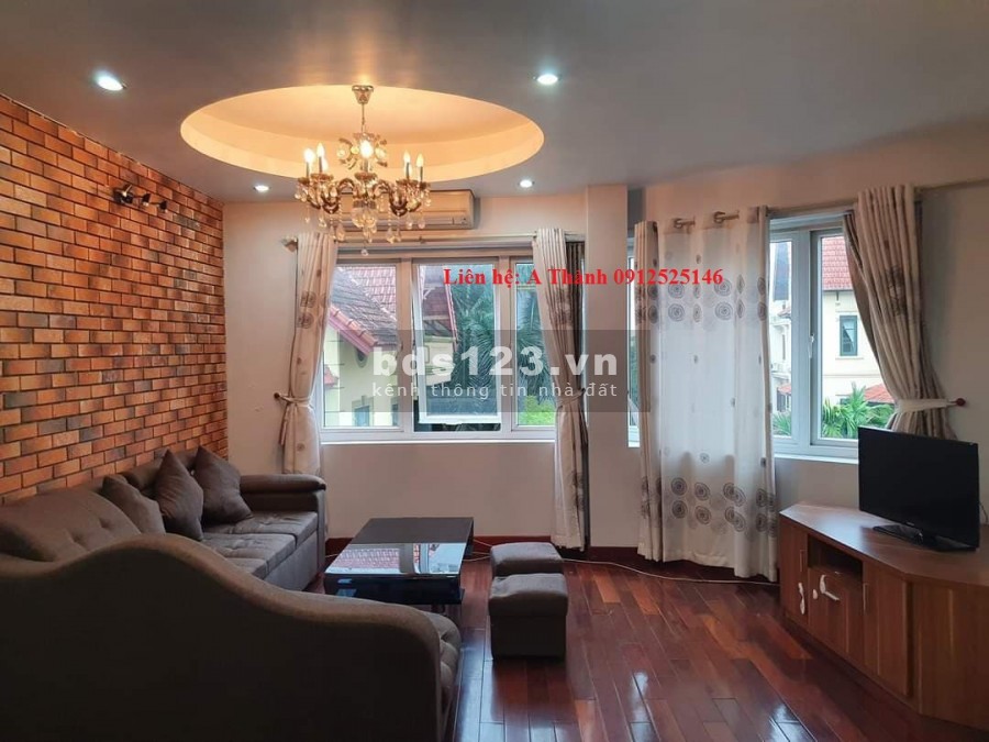 Gia đình đang cần bán Biệt Thự Liền Kề đẹp nhất khu Gamuda Garden, giá 18.3 tỷ.
