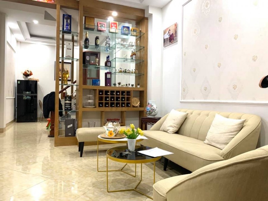 Chỉ 3.2 tỷ có nhà 5 tầng, 35 m2, ở Khương Trung, Quận Thanh Xuân. LH gấp 0989537586