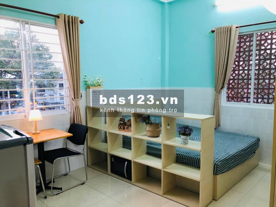 Phòng đẹp chính chủ 30m2 đường Đề Thám Quận 1