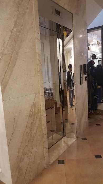 Bán nhà 90m2, có thang máy tại Cầu Giấy, thiết kế hiện đại, ngõ rộng 2 ô tô tránh, 5 tầng