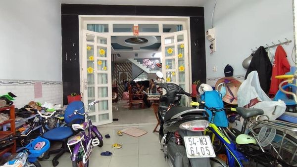 Bán nhà ngõ hẽm Dương Bá Trạc Phường 1 Quận 8 65m2 2T 5.5 tỷ