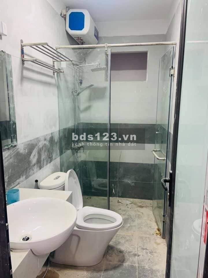 Bán nhà nguyên căn mới Trần Thái Tông, dt 35m2, 5 tầng, giá chỉ 4.7 tỷ