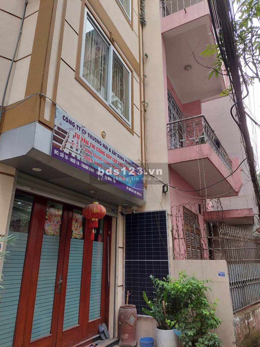 Bán nhà rộng 69m2, 3 tầng đúc, ô tô đỗ phố Thanh Bình, Quận Hà Đông, giá 5.2 tỷ