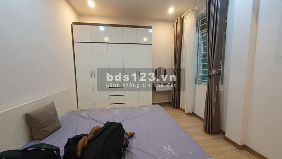 Bán nhà nguyên căn ngay chợ Khâm Thiên, nhà mới, đủ nội thất 4 tỷ, lhcc