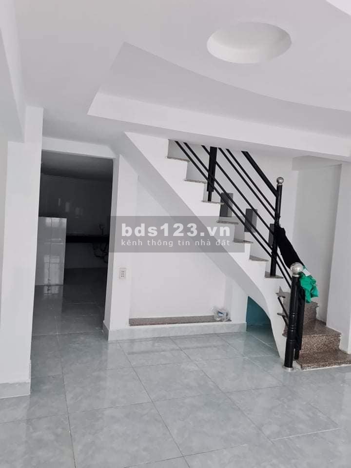 Hẻm 3 gác Quang Trung phường 10 Gò Vấp dt 51m2, 3PN, 3WC, giá 3.5 tỷ thương lượng