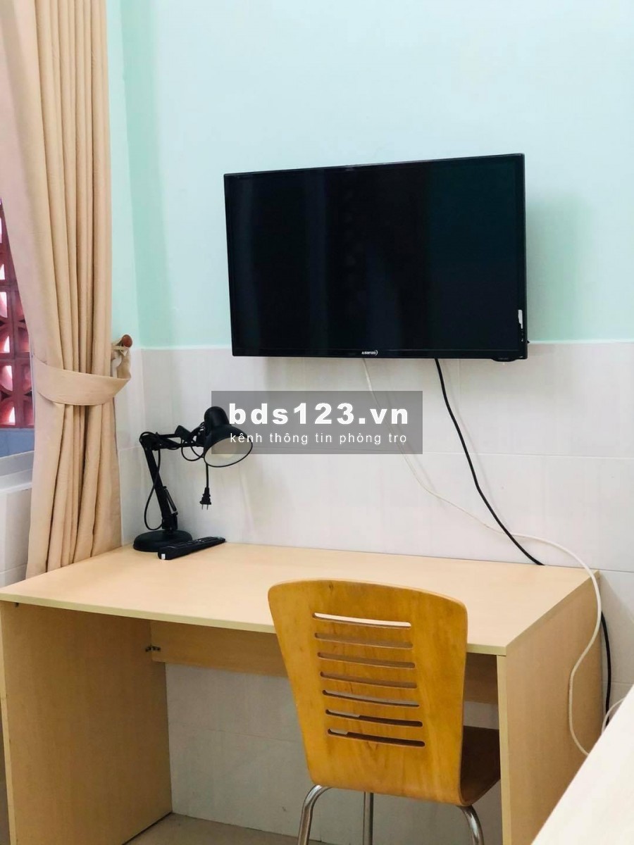 Phòng đẹp chính chủ 30m2 đường Đề Thám Quận 1