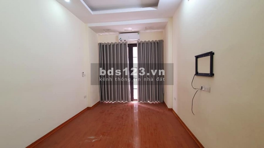 Nhà phân lô, 2 thoáng, ngõ ô tô tránh, Ngọc Thụy, Quận Long Biên, dt 34m2, 4 Tầng, giá 3,1 tỷ