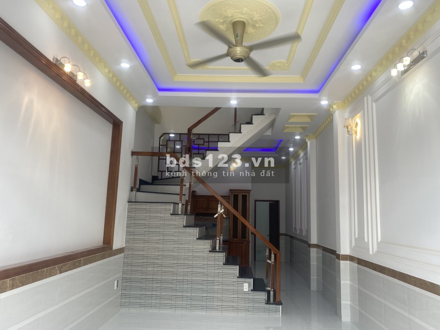 Bán nhà lầu phường Tân Hạnh Biên Hoà diện tích 4x17,5 giá bán 2tỷ650
