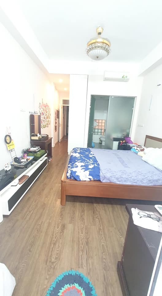 Siêu phẩm Thái Hà ô tô đậu cửa, dt 54m2 (3.6x15), mt 3.6m2, giá 8.5 tỷ, sổ đỏ
