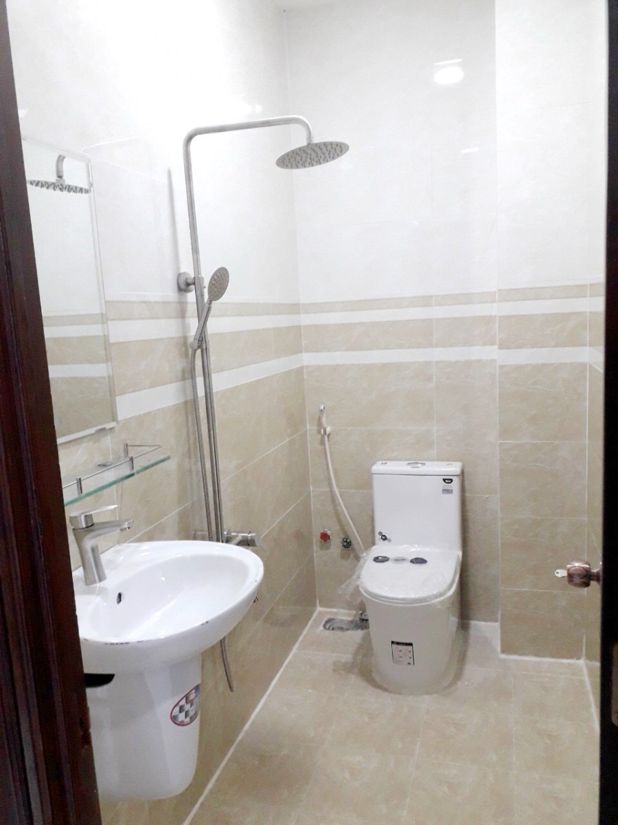 Nhà 59.5m2, 2 lầu, ST, gần mặt tiền đường chính nhánh 2 Dương Bá Trạc P1 Q8