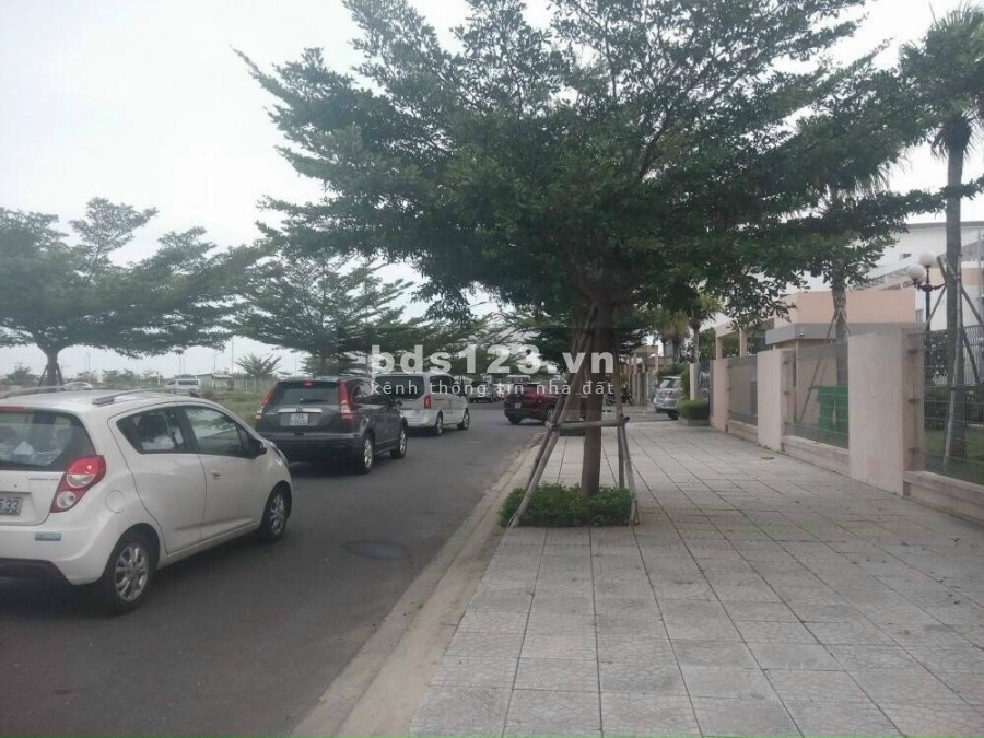 Con nợ cắm sổ cần bán lô đất Ngũ Hành Sơn, giá quá tốt đường 7m5