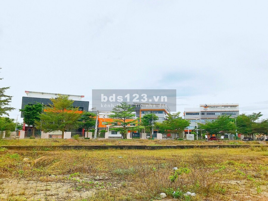 Con nợ cắm sổ cần bán lô đất Ngũ Hành Sơn, giá quá tốt đường 7m5