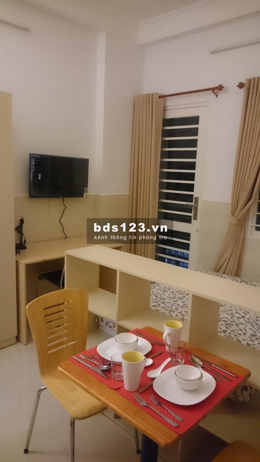 Phòng đẹp chính chủ 30m2 đường Đề Thám Quận 1