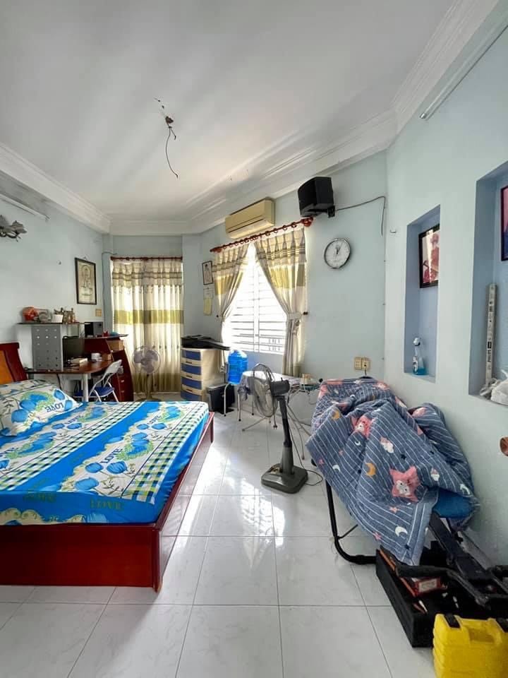 Bán Gấp Nhà 5 Tầng, Nhỉnh 8 Tỷ (TL), Đường Hoàng Văn Thụ, Quận Phú Nhuận
