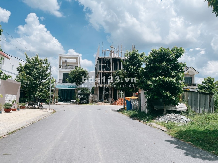 Bán nền giá đầu từ khu dân cư Hồng Loan 5C, liên hệ 0939610479