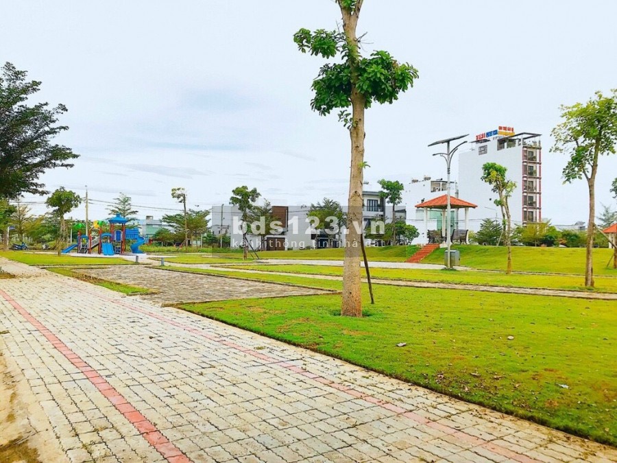 Con nợ cắm sổ cần bán lô đất Ngũ Hành Sơn, giá quá tốt đường 7m5