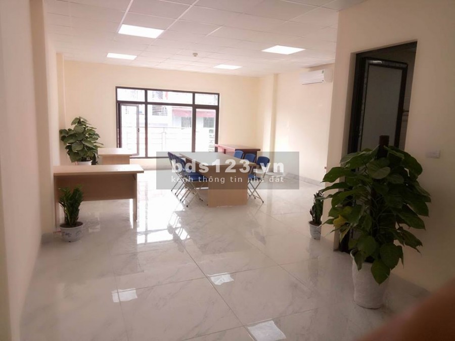 [Giảm 30%] Văn phòng cho thuê Vương Thừa Vũ 32m2 giá chỉ 5tr5, lh 0918645995