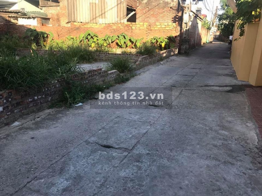 Bán đất tặng nhà C4 tại Yên Hà Gia Lâm Hà Nội, liên hệ 0915959004