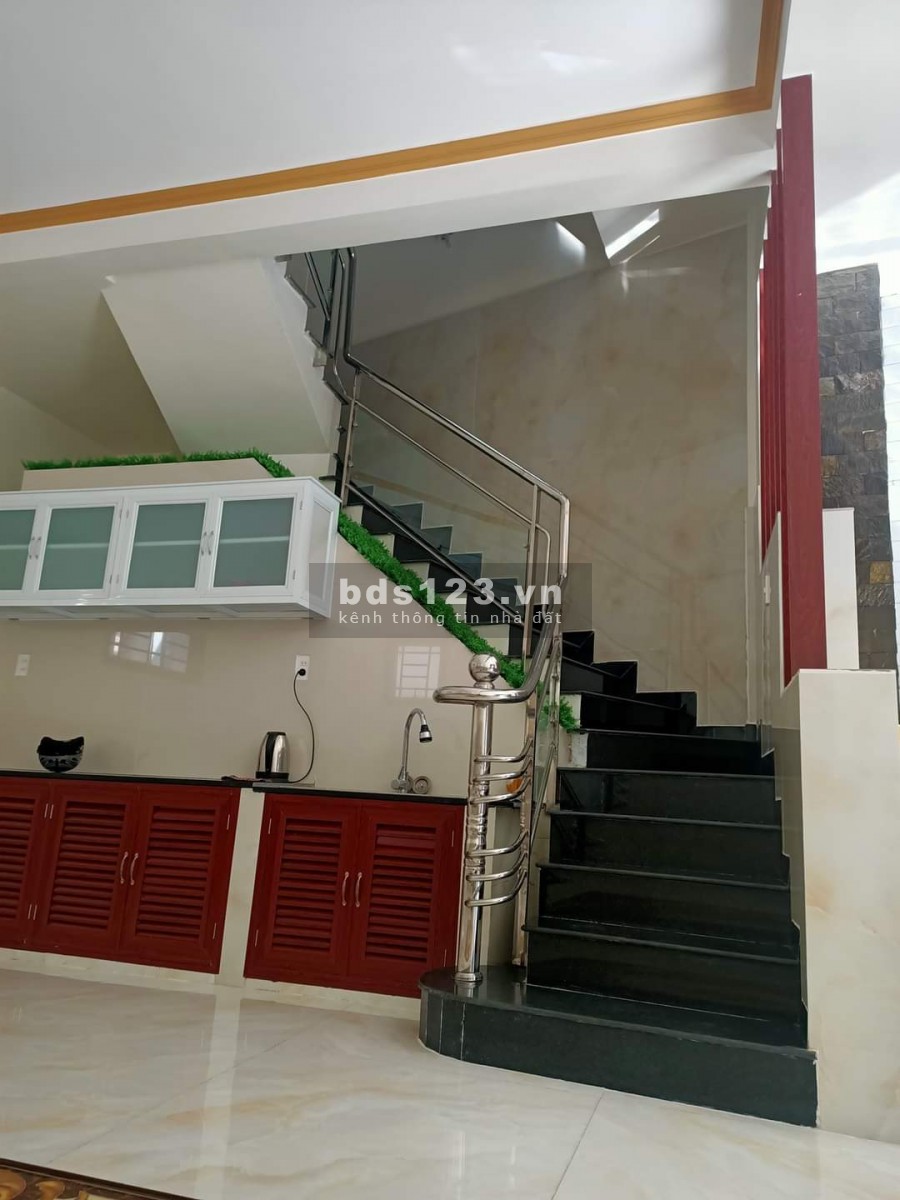 Bán Nhà Đẹp Hẻm 644 đường 3/2, P14, Q10, Giá rẻ, 4.2x9m chỉ 5.2 tỷ lh 0982245779