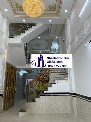 Cho thuê nhà hẻm xe hơi đường Hiệp Bình, phường Hiệp Bình Chánh
