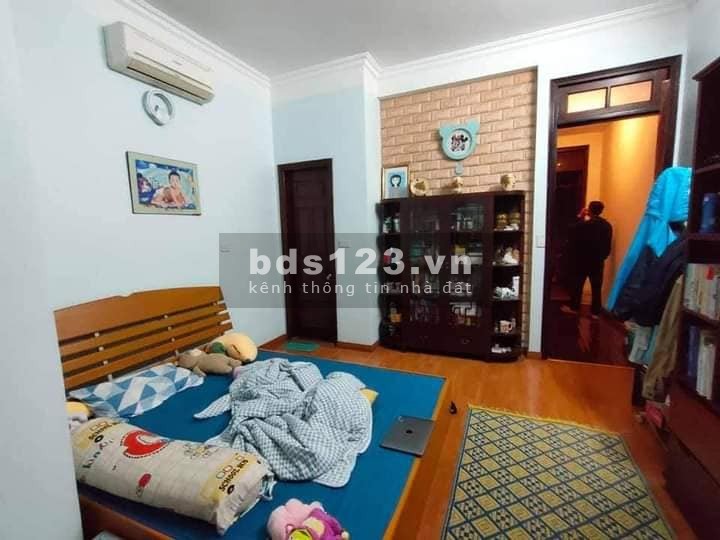 Bán nhà nguyên căn dtsd 46m2, 15m ra ô tô tránh, bãi ô tô gần nhà giá 7.1 tỷ