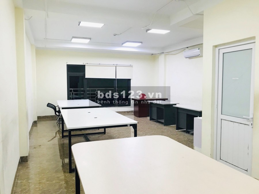 [Giảm 30%] Văn phòng cho thuê Vương Thừa Vũ 32m2 giá chỉ 5tr5, lh 0918645995