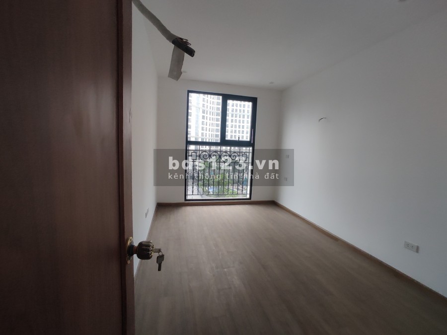 Chuyển nhượng căn hộ 2 ngủ giá tốt nhất tại The Emerald Mỹ Đình. LH: 0858567056