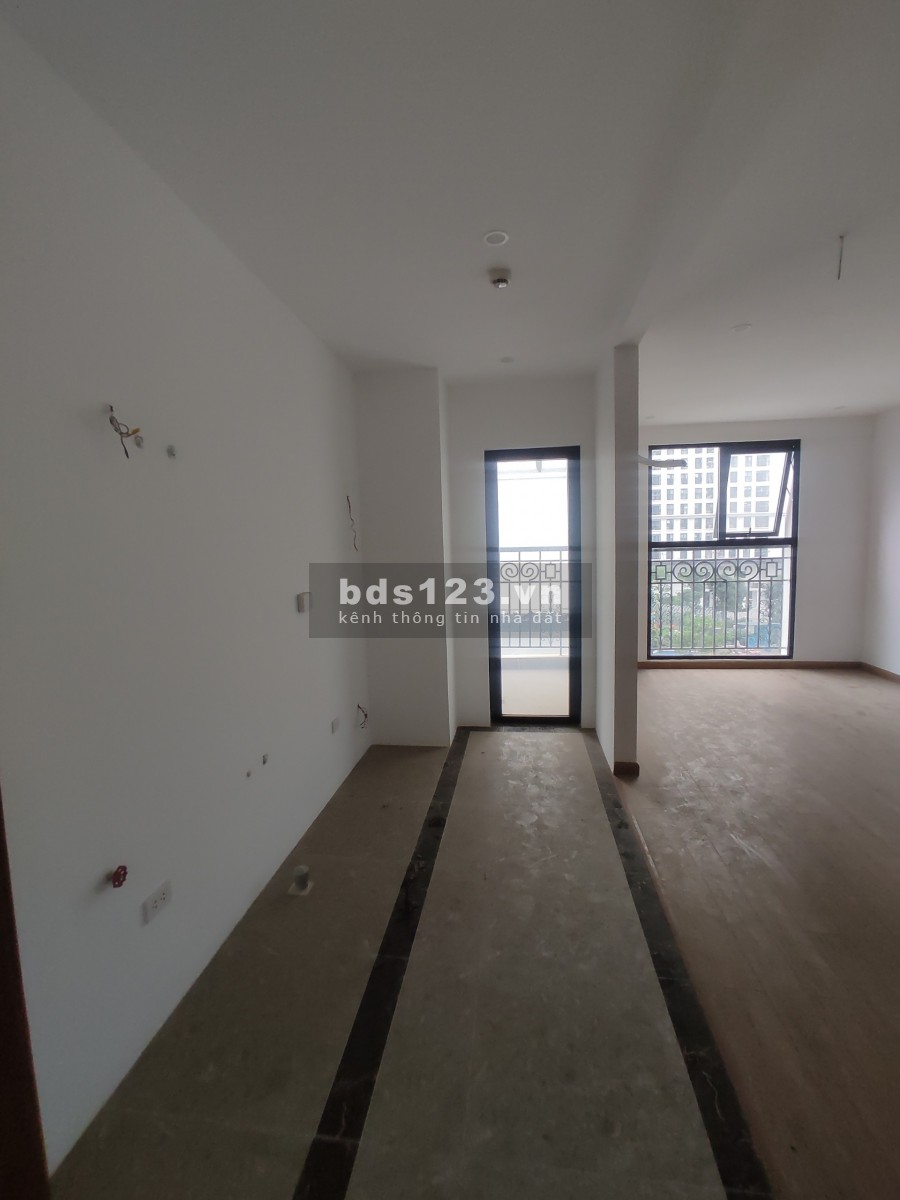 Chuyển nhượng căn hộ 2 ngủ giá tốt nhất tại The Emerald Mỹ Đình. LH: 0858567056