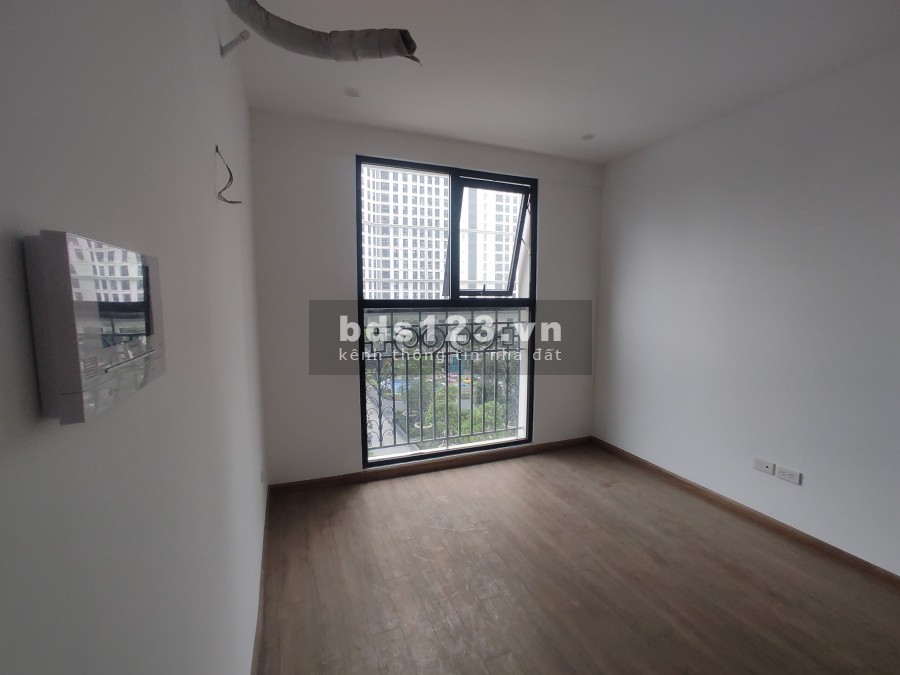 Chuyển nhượng căn hộ 2 ngủ giá tốt nhất tại The Emerald Mỹ Đình. LH: 0858567056