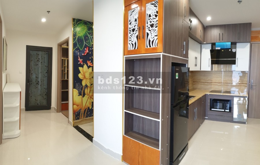 Cho thuê gấp căn 2 phòng ngủ, giá 9 triệu/tháng, tại Vinhomes Smart City
