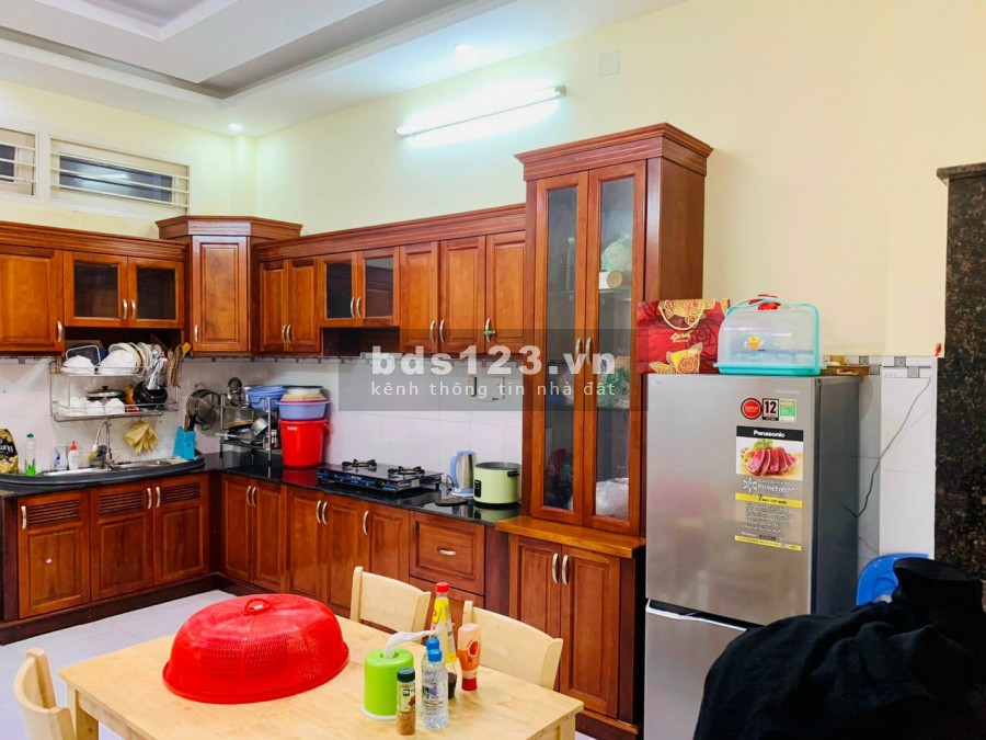 Bán nhà 1 trệt 2 lầu đường số 4 Hiệp Bình Chánh 64m2 gần chợ Bình Triệu TP.Thủ Đức