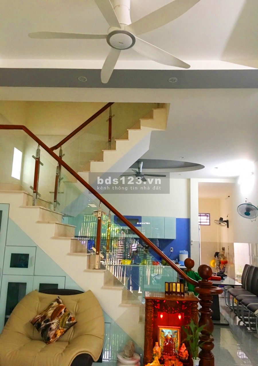 Bán nhà HXT Phạm Văn Chiêu, p8, Gò Vấp, diện tích 84m2, 3 tầng