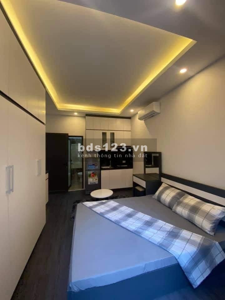 Toà chung cư mini Cầu Giấy dt 68m2, dòng tiền 42 triệu/tháng, sổ đẹp mt khủng, giá 6.7 tỷ, lhcc