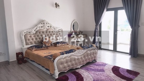 NHÀ PHỐ TUYỆT ĐẸP 3 LẦU HẺM 350 HUỲNH TẤN PHÁT, PHƯỜNG BÌNH THUẬN, QUẬN 7