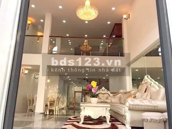 NHÀ PHỐ TUYỆT ĐẸP 3 LẦU HẺM 350 HUỲNH TẤN PHÁT, PHƯỜNG BÌNH THUẬN, QUẬN 7