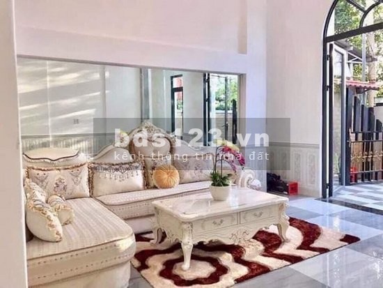 NHÀ PHỐ TUYỆT ĐẸP 3 LẦU HẺM 350 HUỲNH TẤN PHÁT, PHƯỜNG BÌNH THUẬN, QUẬN 7