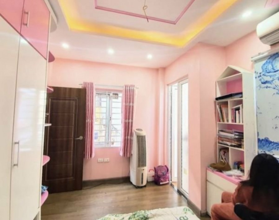 Bán nhà Khương Đình, ngõ rộng tặng nội thất, đường ô tô tránh, giá 4.1 tỷ