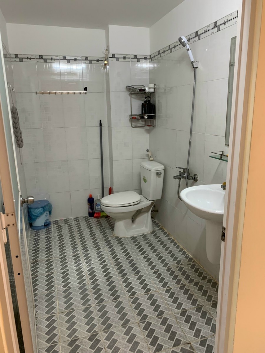 Bán nhà riêng đường số 4 Hiệp Bình Chánh, ra vòng xoay Bình Triệu - Phạm Văn Đồng chỉ 100m.