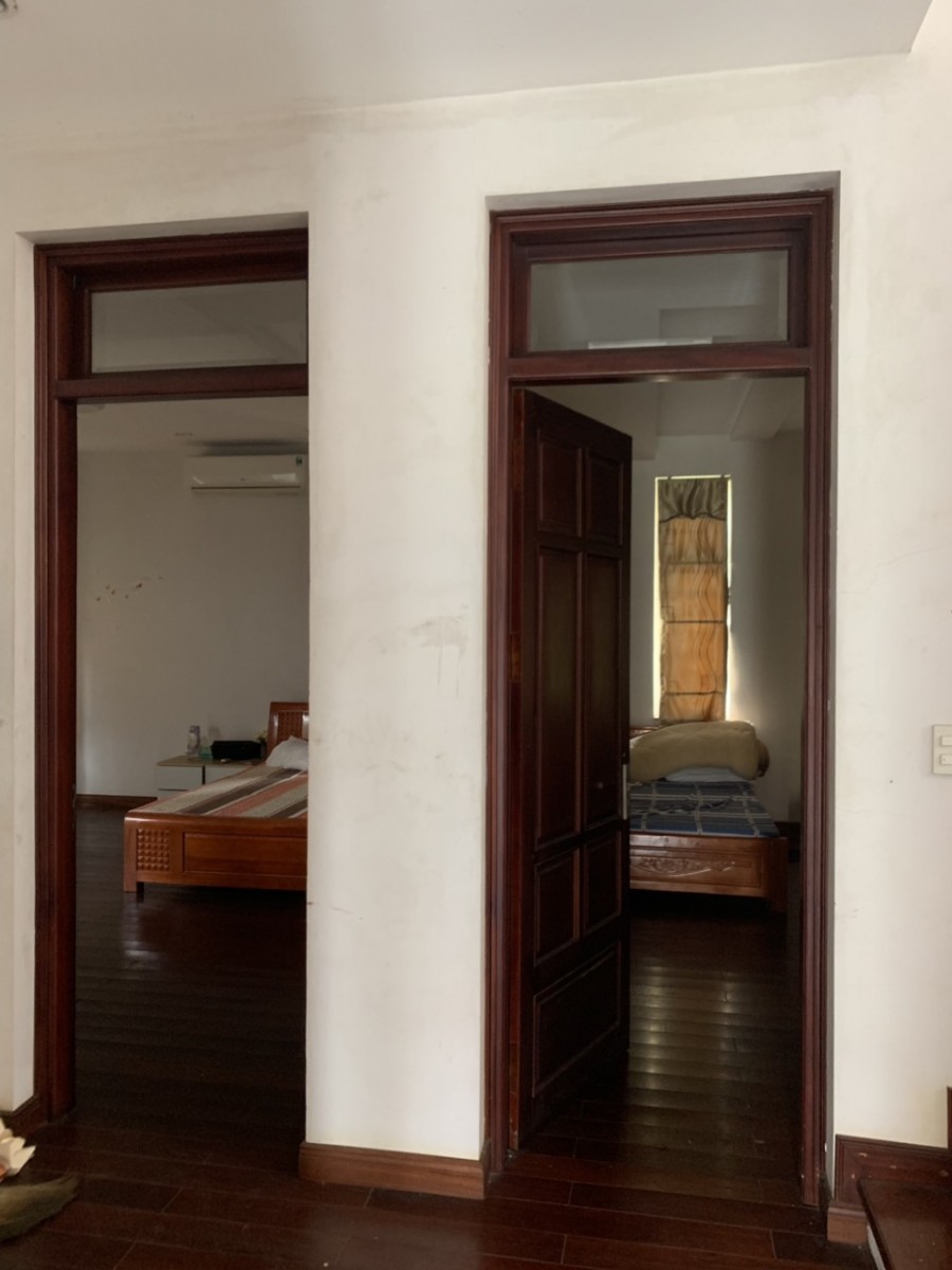 Cho thuê Nhà riêng- Biệt thự diện tích 300m2, 6 Phòng ngủ full nội thất