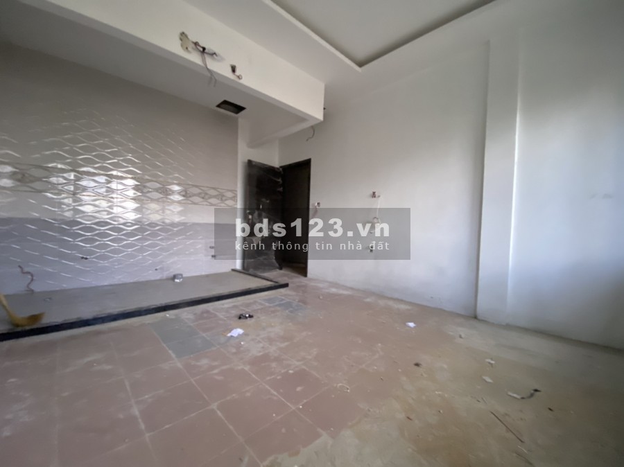 Cho thuê nhà Mặt tiền đường Trần Quang Khải P.Tân Định Q1