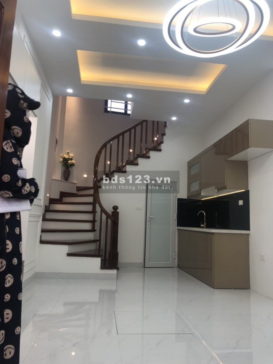 Nhỉnh 3 tỷ sở hữu căn nhà full nội thất, Lê Quang Đạo, sân vận động Mỹ Đình