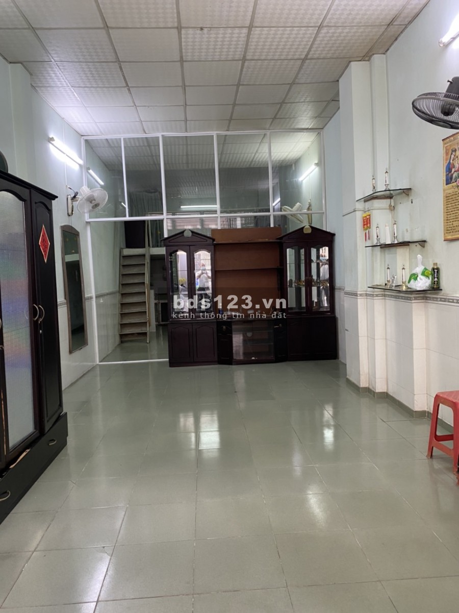Kẹt tiền bán gấp nhà hẻm 3m đường Trường Sa, P.13, Q. Phú Nhuận