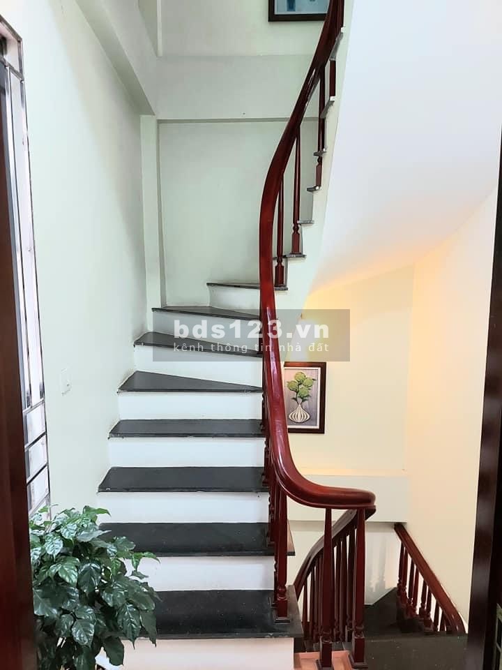 Siêu hot nhà Mỹ Đình tặng nội thất ở sướng ô tô, giá bán 3.6 tỷ, thương lượng