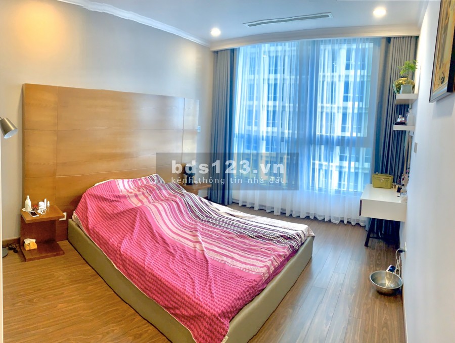Cho thuê 2PN decor đẹp, Vinhomes Landmark, giá 18.5 triệu còn…