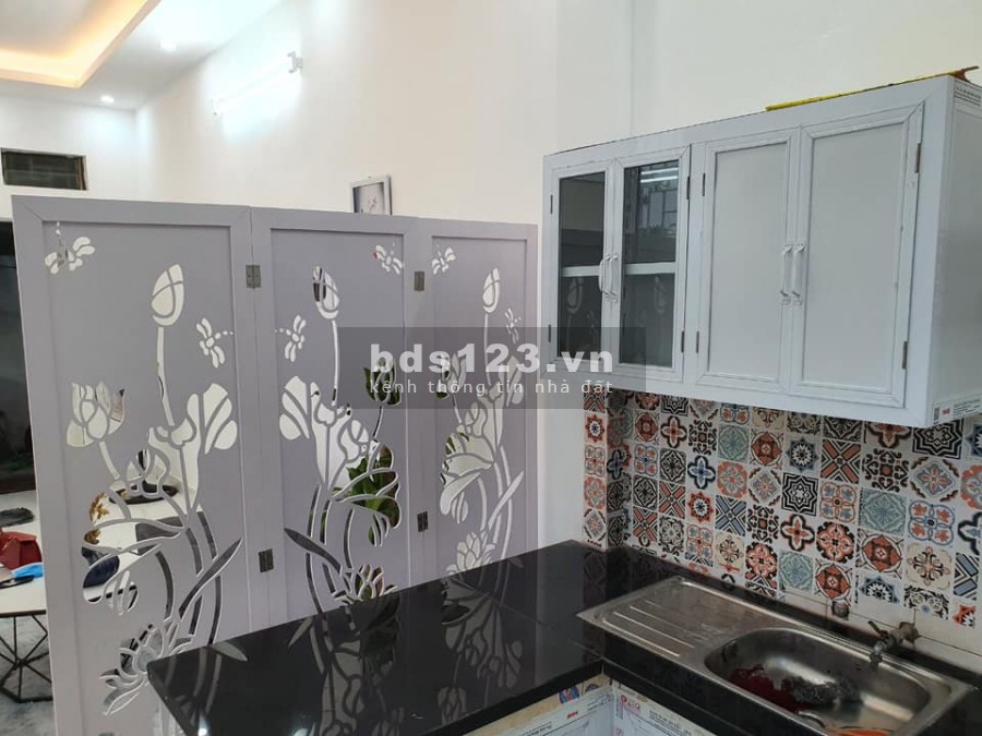 Nhà Phương Liệt diện tích 30m2, 4 tầng, mt 2.7m, giá chỉ 2.05 tỷ